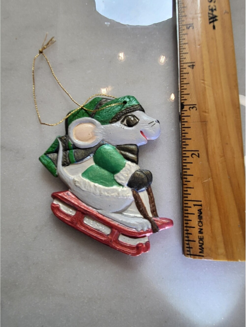 D.E. 1983 OOAK Handpainted Ceramic Mouse On Sled Christmas Ornament 3" A50 - Picture 6 of 7